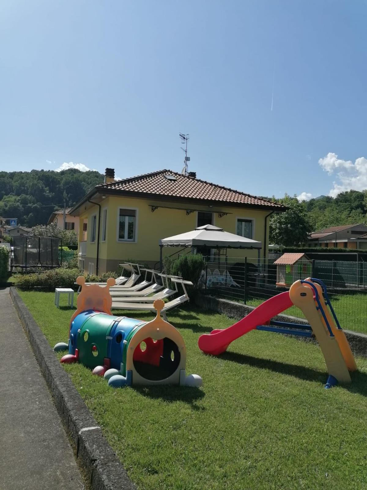 Casa Vacanza Elena San Bernardino Verbano Ngoại thất bức ảnh